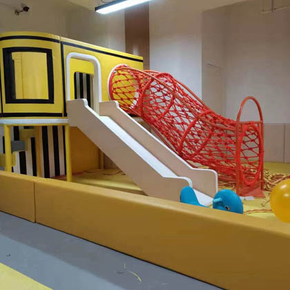 酒店式儿童软体乐园